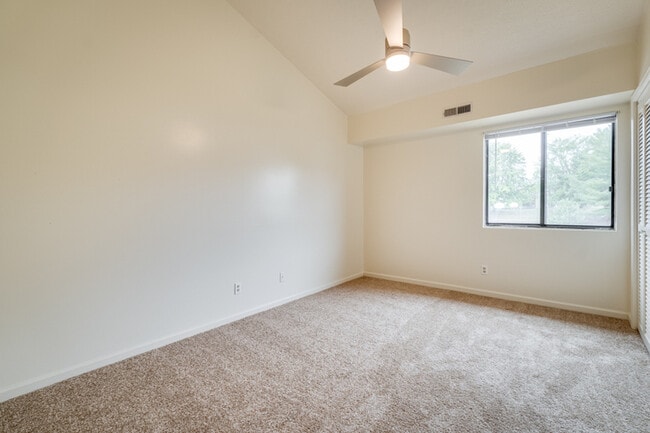 Building Photo - 1116-9 Blue Ridge Drive