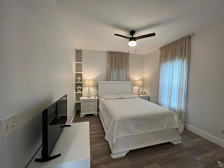 Building Photo - 112 E Wild Blueberry Way