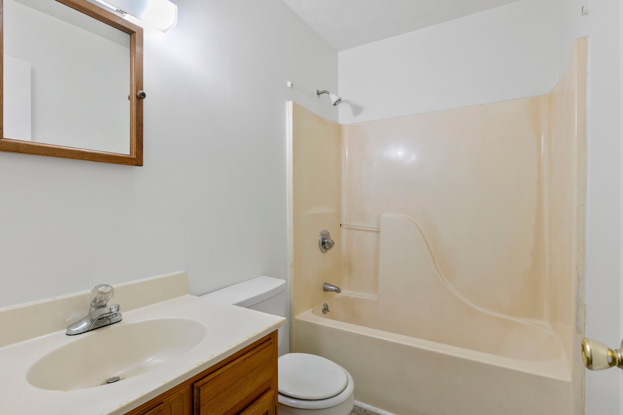 Building Photo - 3 W Rosecrest St