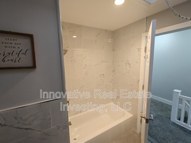 Building Photo - 2916 W Norris St