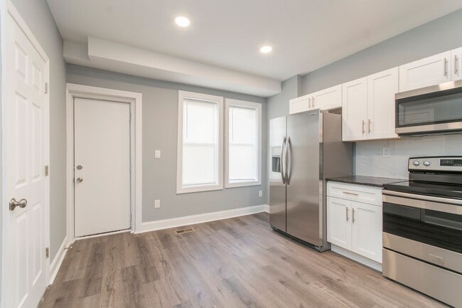 Building Photo - Gorgeous ~ Spacious ~ Brand New 3 Bedroom ...