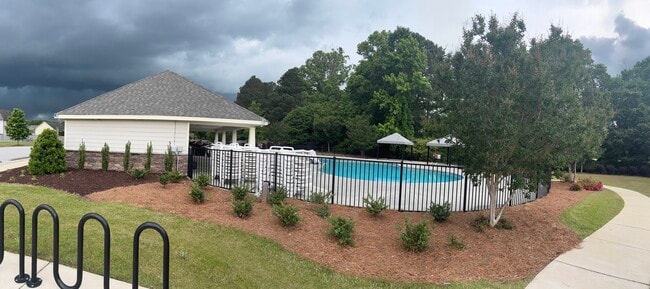 Building Photo - 1425 White Spruce Dr