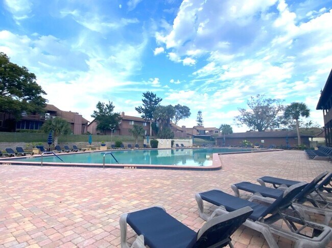Building Photo - Beautiful 3 Bedroom Home in The Trails in Ormond Beach!