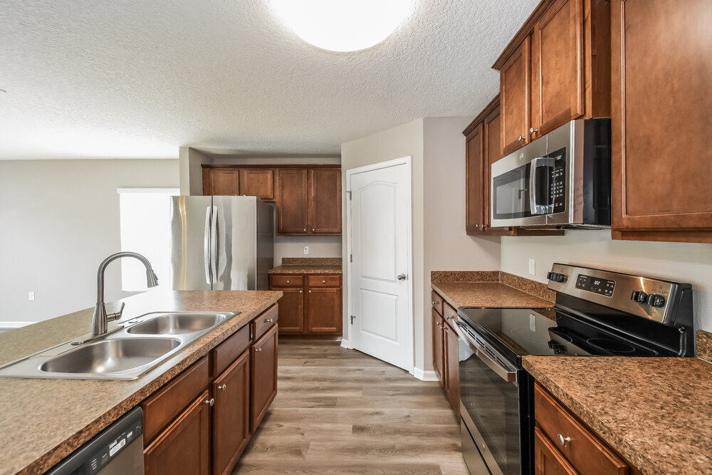 Building Photo - 95339 Mistwood Ct