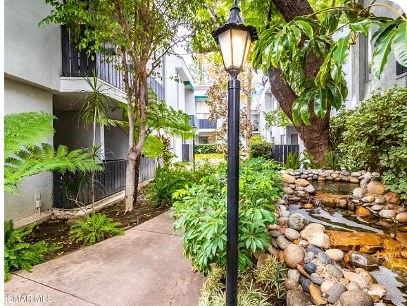 Building Photo - 18645 Hatteras St