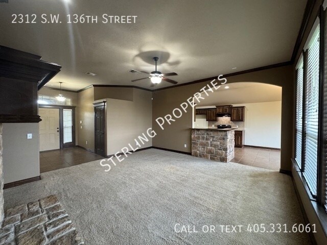Building Photo - 2312 SW 136th St