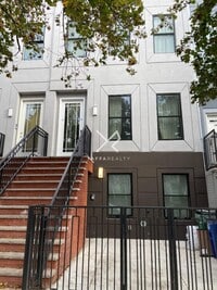 Building Photo - covert street