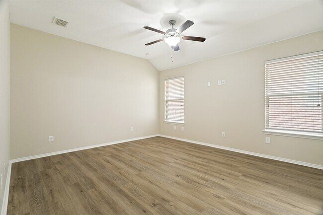 Building Photo - 2813 Houston Wood Dr