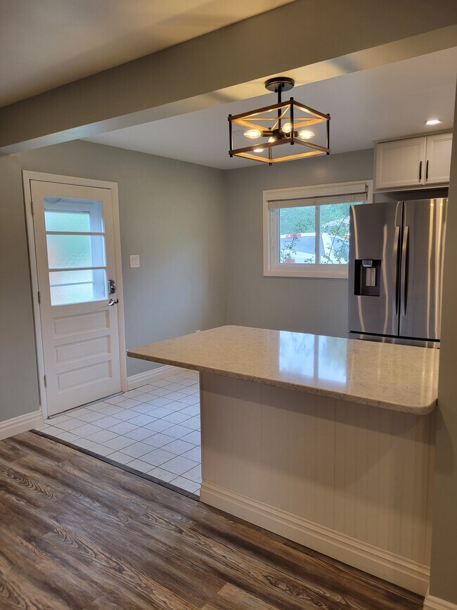 Building Photo - 1107 N Pegram St