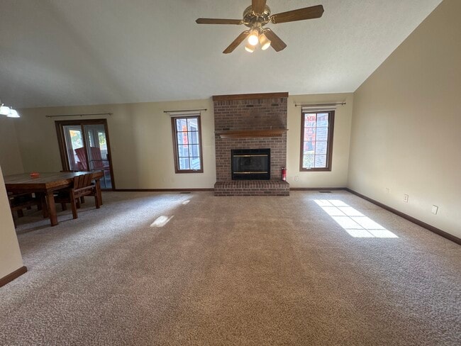 Building Photo - 9229 Westdrum Ct