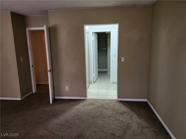 Building Photo - 2773 Heritage Ct