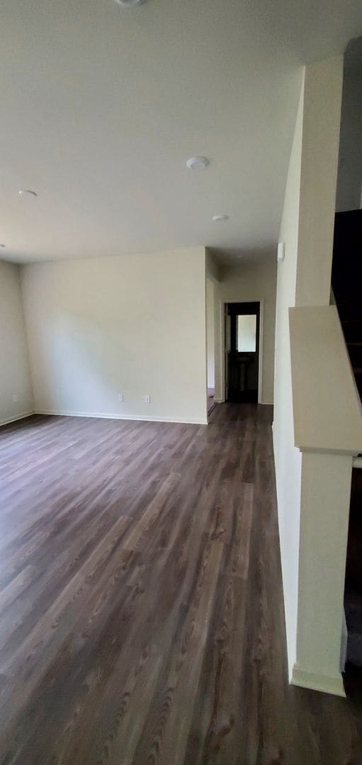 Building Photo - Beautiful 4BR in LaGrange