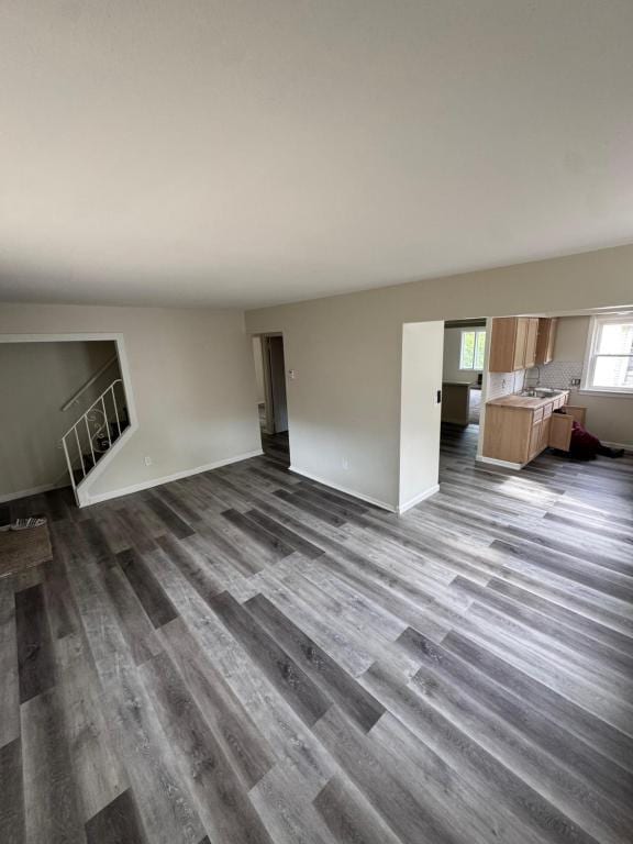 Primary Photo - 373 E 232nd St