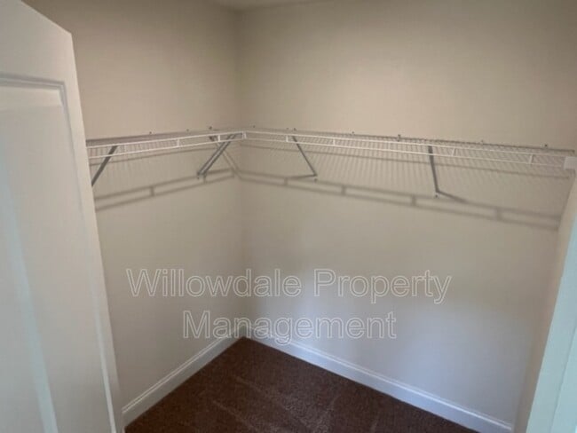 Building Photo - 737 Rdg Clf Ln
