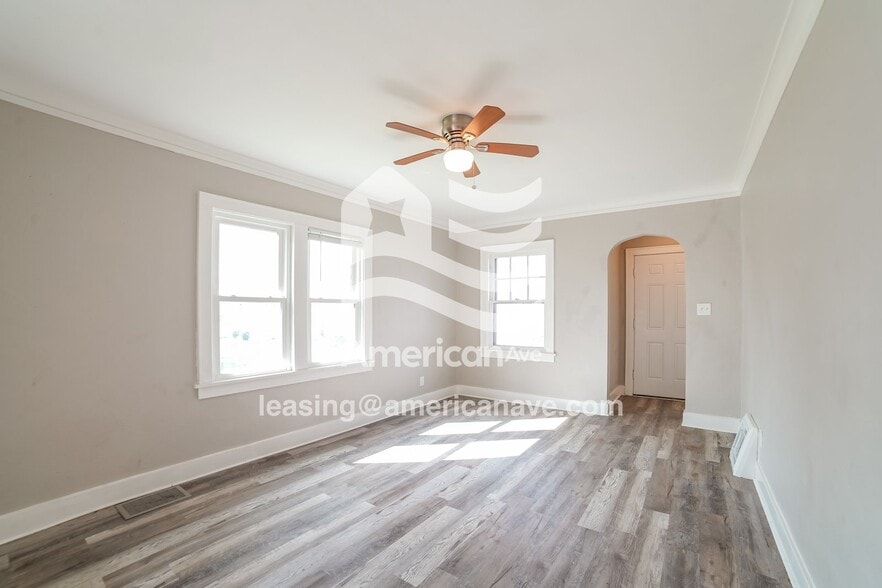 Building Photo - 110 Court Dr