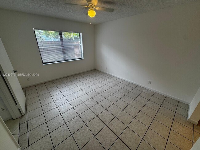 Building Photo - 16413 Grape Way