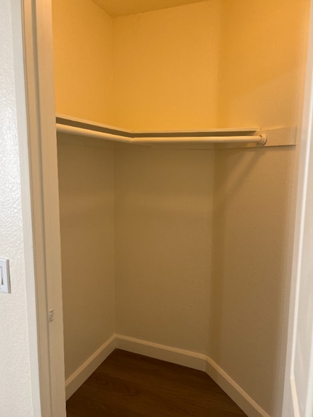 Building Photo - 312 E Valencia Ave