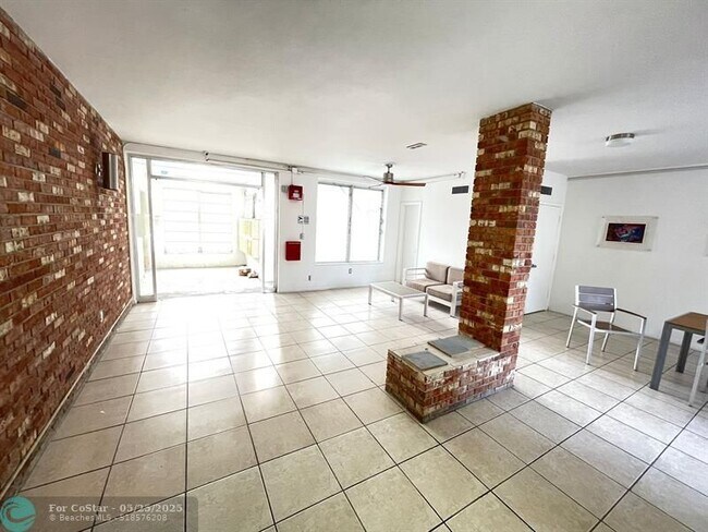 Building Photo - 1150 Euclid Ave