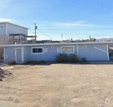 Building Photo - 1567 Sierra Vista Dr