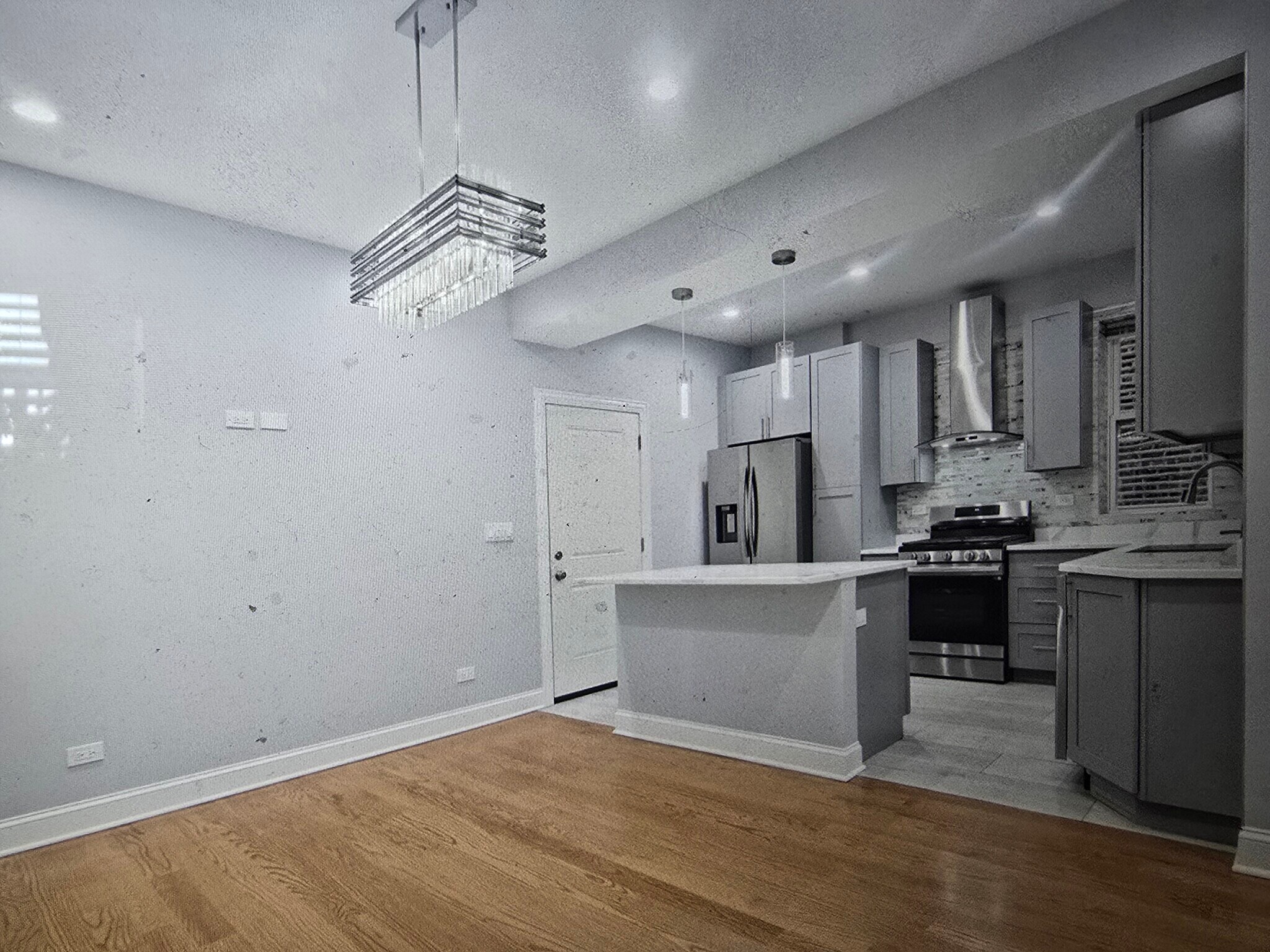 Building Photo - 4524 N Central Park Ave