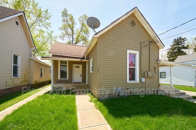 Primary Photo - 329 W Locust St