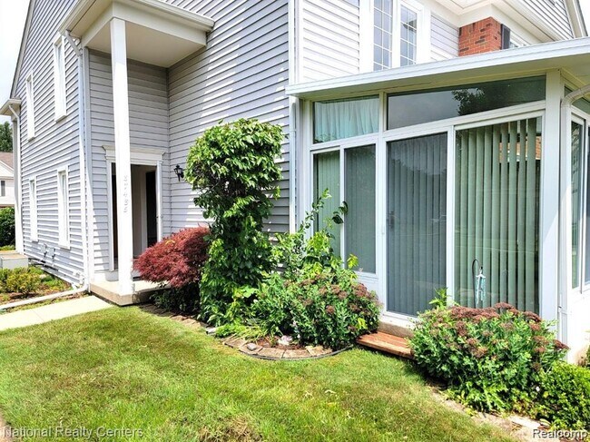Building Photo - 37485 Stonegate Cir