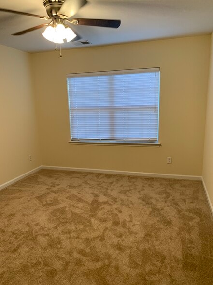 Building Photo - 11619 Stockdale Ct