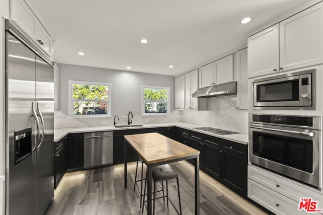 Building Photo - 2654 33rd St