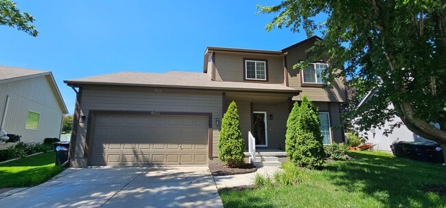 Primary Photo - Deposit Special: $500 off rent! Beautiful ...