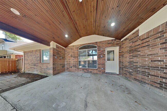 Building Photo - 18542 Blanca Springs Court