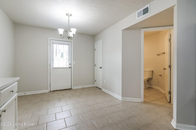 Building Photo - 4112 Willowview Blvd