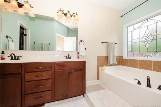 Building Photo - 1512 Gallant Fox Ct