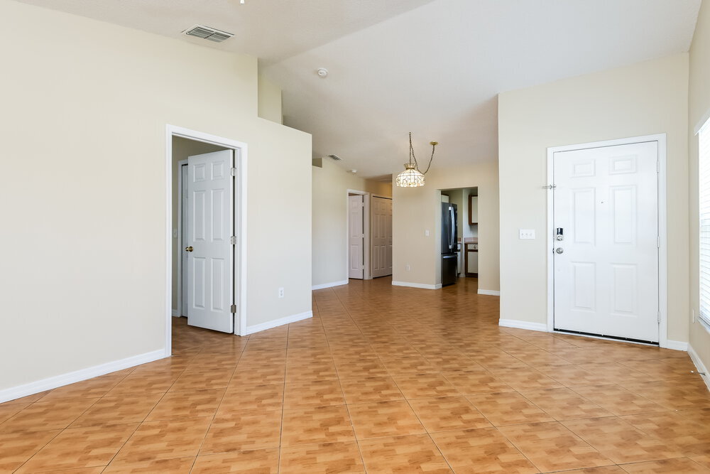 Building Photo - 2282 Santa Lucia St