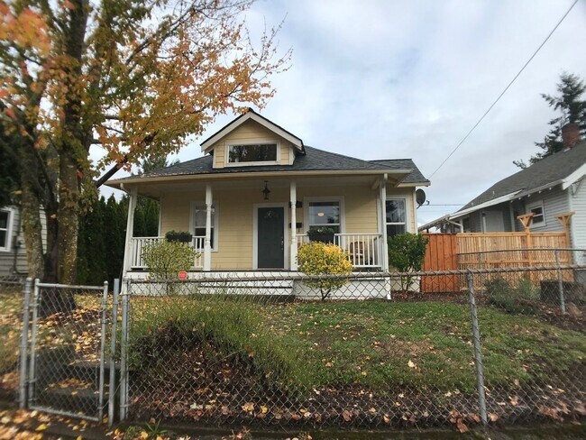 Building Photo - Charming remodeled Bungalow - 2 Bedrooms 1 Bath, 1,104 Sq. Ft.