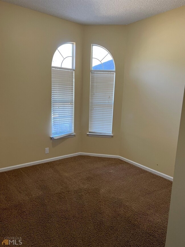 Building Photo - 602 Wild Grape Dr