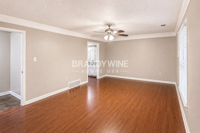 Building Photo - 7477 Stonington Dr
