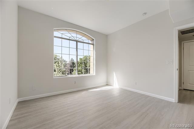 Building Photo - 1631 W Canal Cir