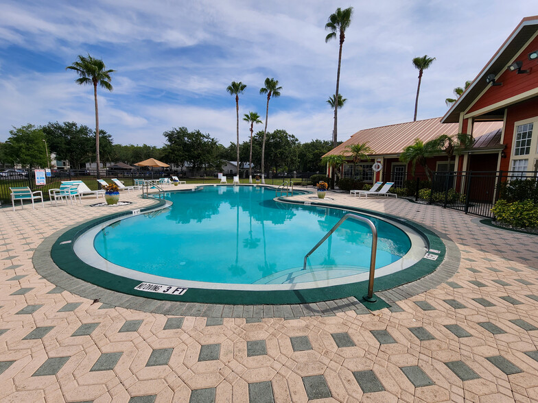 Building Photo - 2216 Grand Cayman Ct