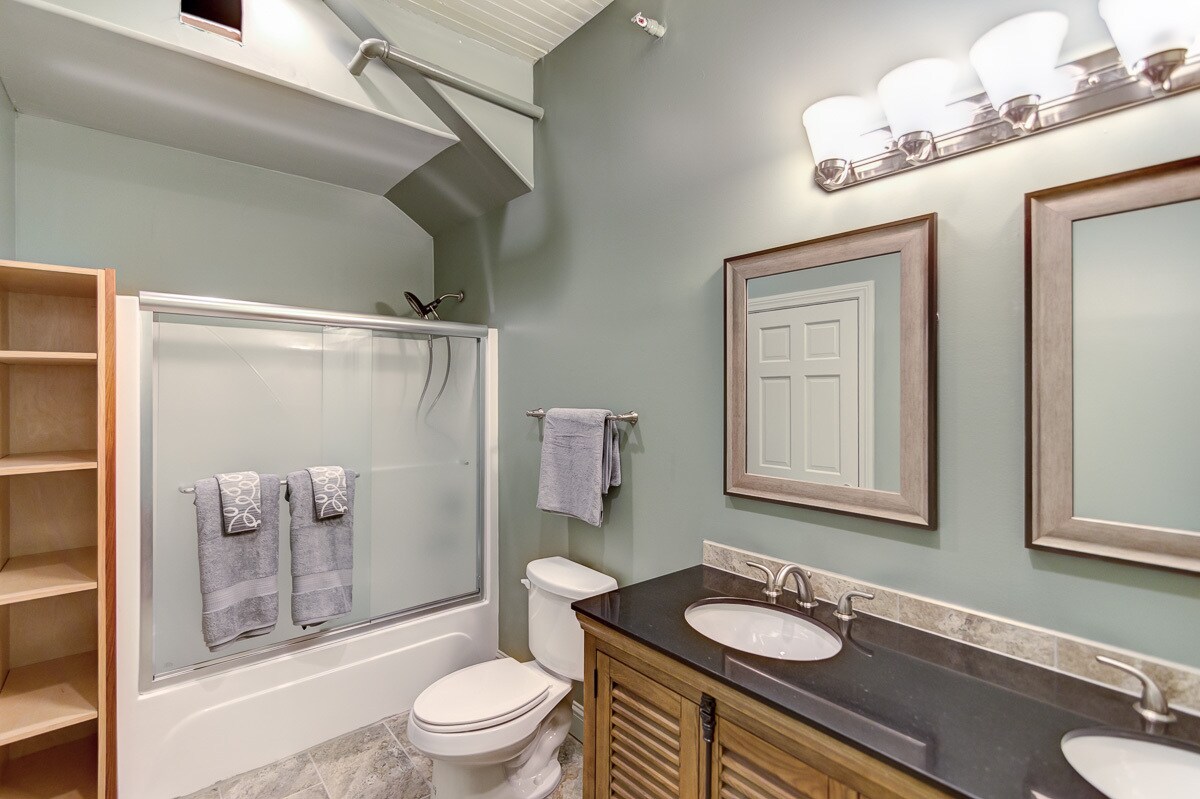 Building Photo - 1117 Washington St