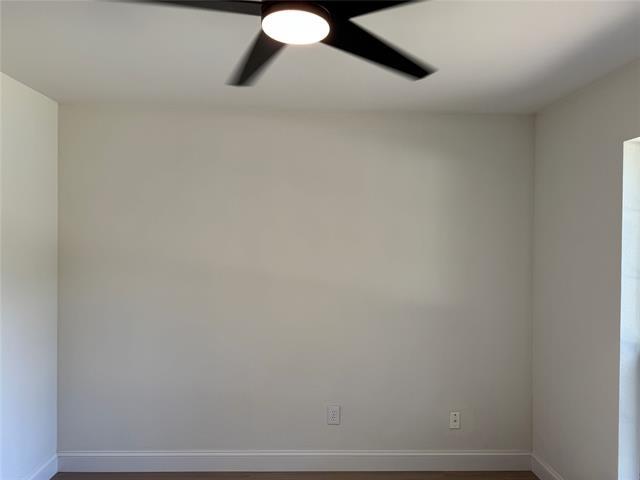 Building Photo - 1906 Buffalo Bend Dr