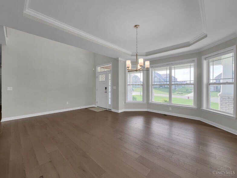 Building Photo - 5874 Spinney Ct