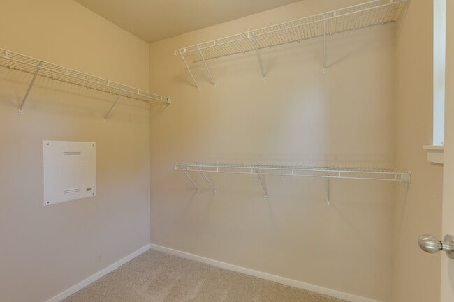 Building Photo - Luxury Home in Kenmore / Bothell!