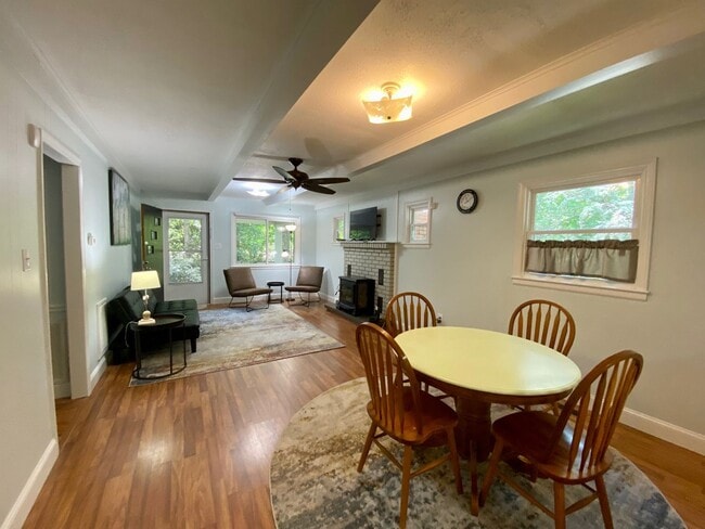 Building Photo - Black Mountain - Wooded lot, One-Level home, Room to Garden!