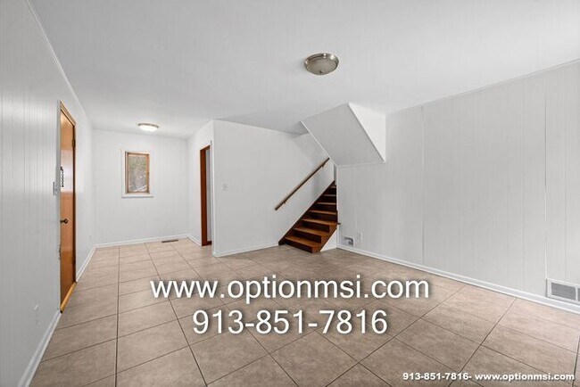 Building Photo - Comfort, Space & Style – Beautifully Updated Split-Level Home