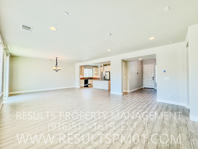 Building Photo - Beautifully upgraded Natomas 4 Bedroom Home