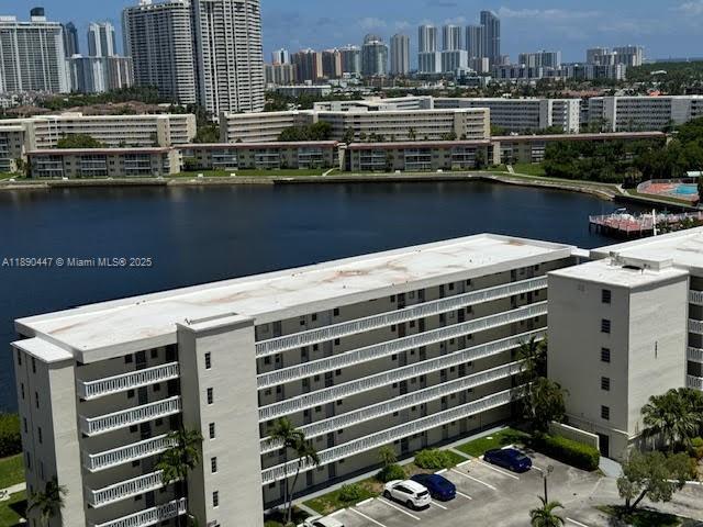 Building Photo - 18021 Biscayne Blvd