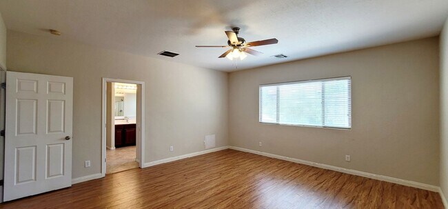 Building Photo - 2617 Vendange Pl