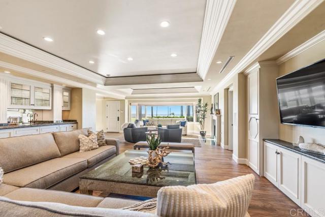 Building Photo - 8405 El Paseo Grande