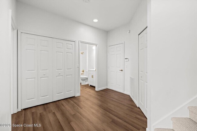 Building Photo - 8406 Mulligan Cir