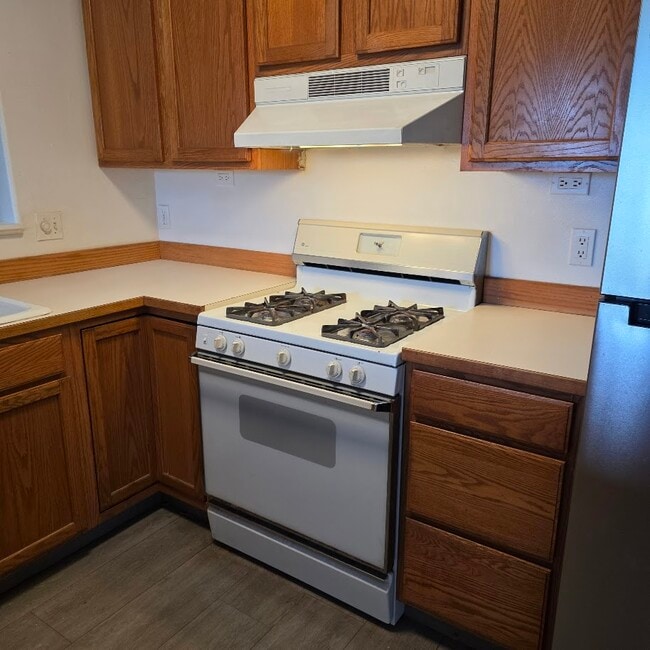Building Photo - 11184 Alderwood St